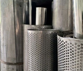 Inox đục lỗ 