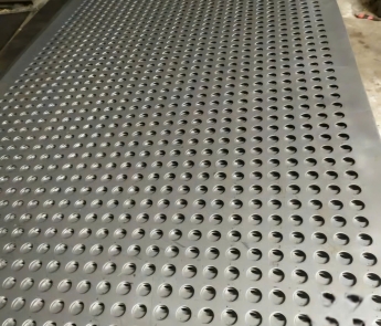 Tấm inox 304 đục lỗ