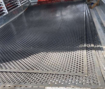 Lưới móc gạch giá rẻ gia công theo yêu cầu TPHCM