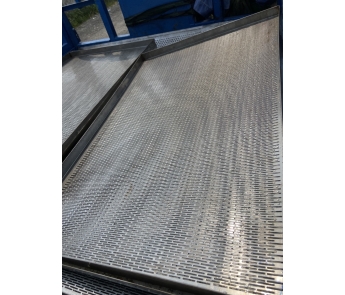 Lưới Sàn phân loại trong công nghiệp