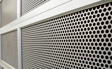 Cách vệ sinh các loại lưới inox đột lỗ đúng nhất
