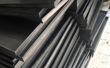 Nhận gia công các tấm tôn đột lỗ chất lượng trang trí không gian