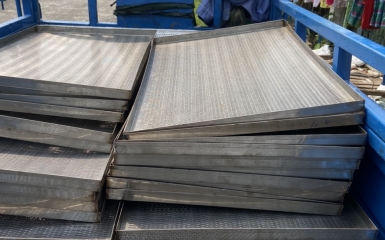 Ở đâu sản xuất thép đục lỗ giá sỉ HCM cạnh tranh nhất?