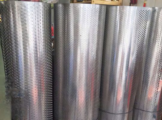 tấm inox đục lỗ 1mm
