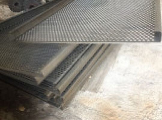 Xưởng sản xuất lưới sàn tại TPHCM