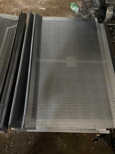 giá tôn đục lỗ tại tphcm