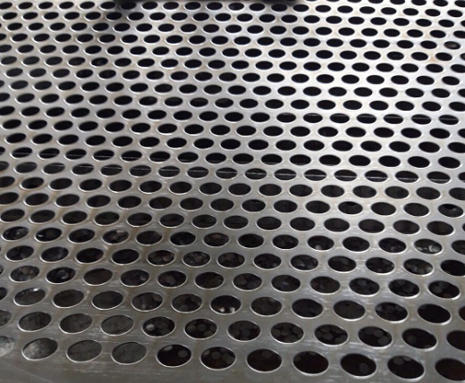 Lưới inox lỗ tròn