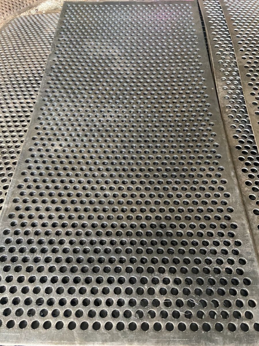 Lưới sàn inox giá rẻ tphcm