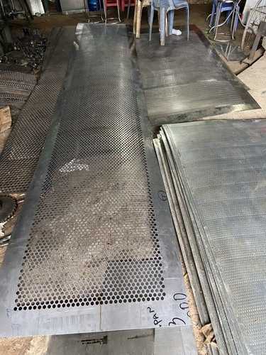 tôn đột lỗ giá xưởng