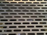 Lựa chọn tôn lỗ mạ kẽm: Cuộn hay tấm rời, cái nào tốt hơn?