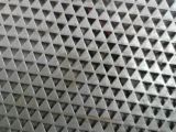 Dịch vụ sản xuất tôn đột lỗ số lượng lớn theo kích thước yêu cầu